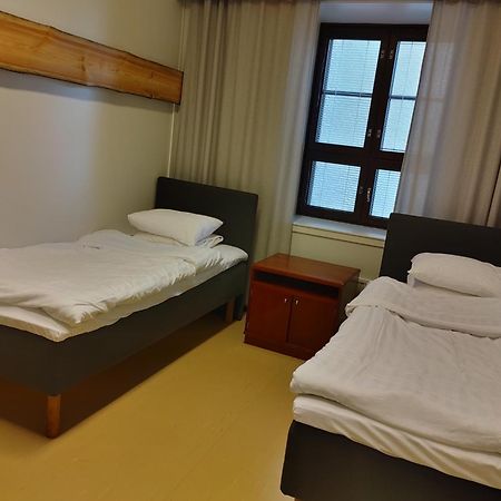 Auberge de jeunesse Majoitus Fox à Kuopio Extérieur photo