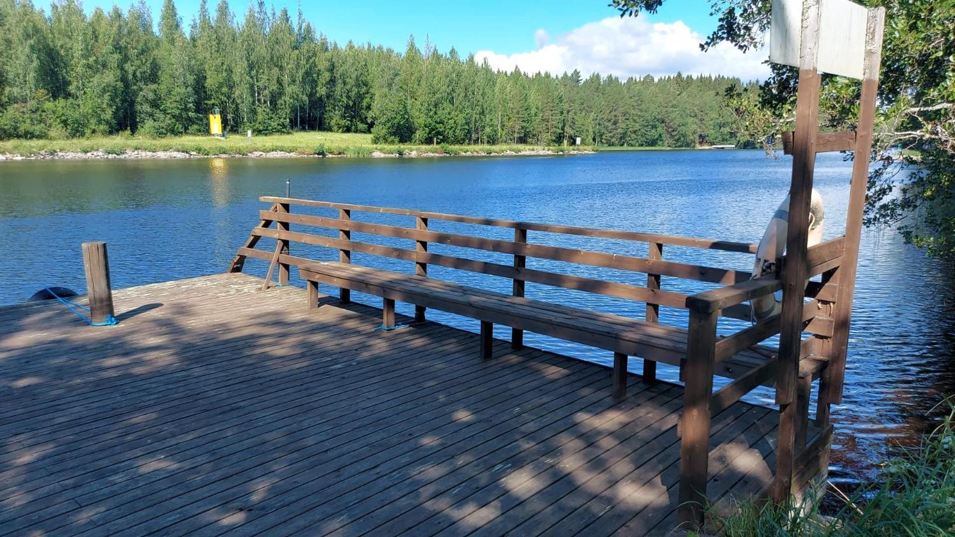 Auberge de jeunesse Majoitus Fox à Kuopio Extérieur photo