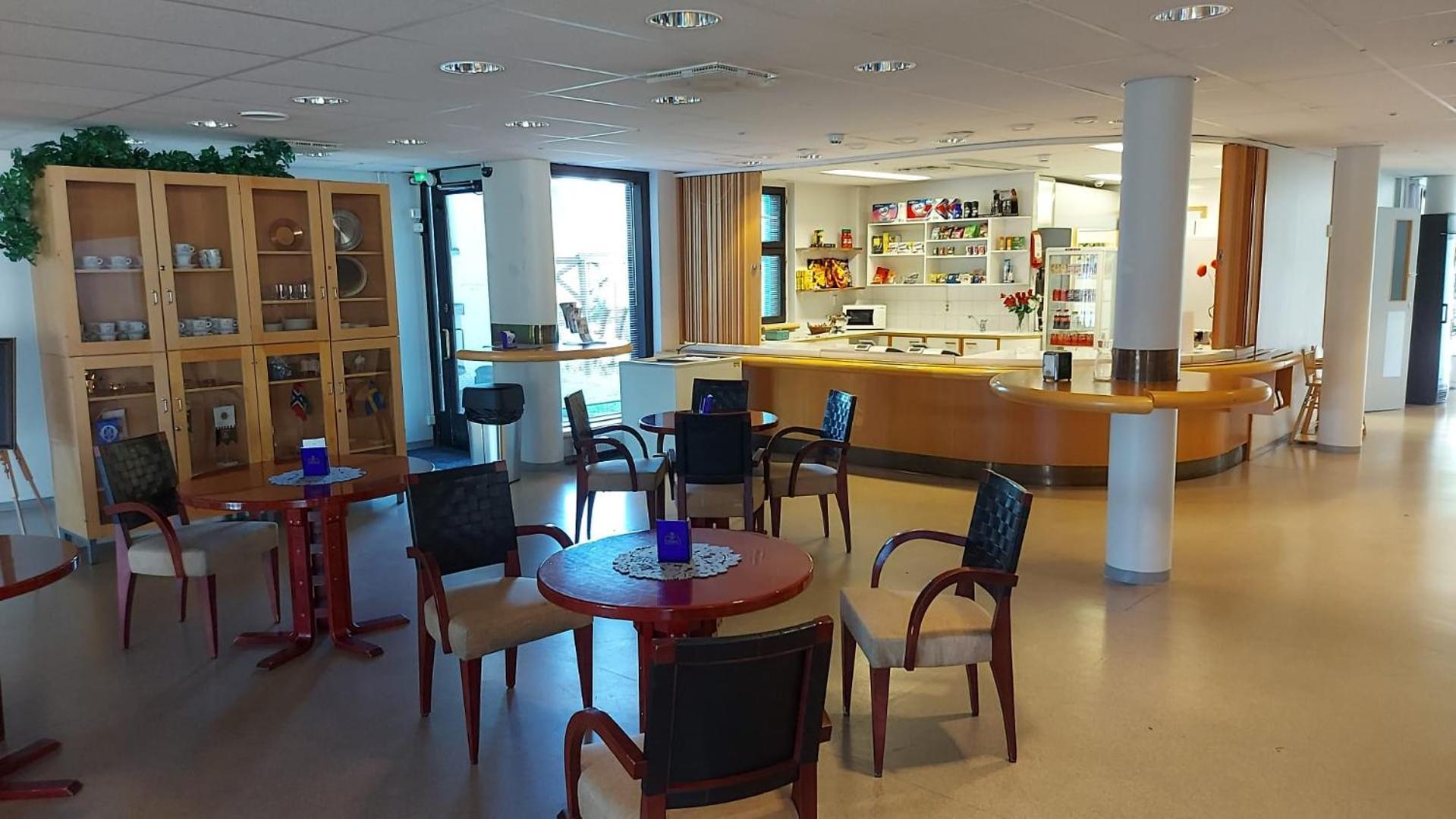 Auberge de jeunesse Majoitus Fox à Kuopio Extérieur photo