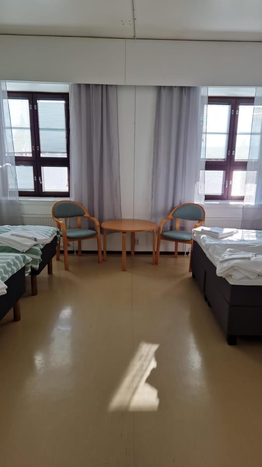 Auberge de jeunesse Majoitus Fox à Kuopio Extérieur photo