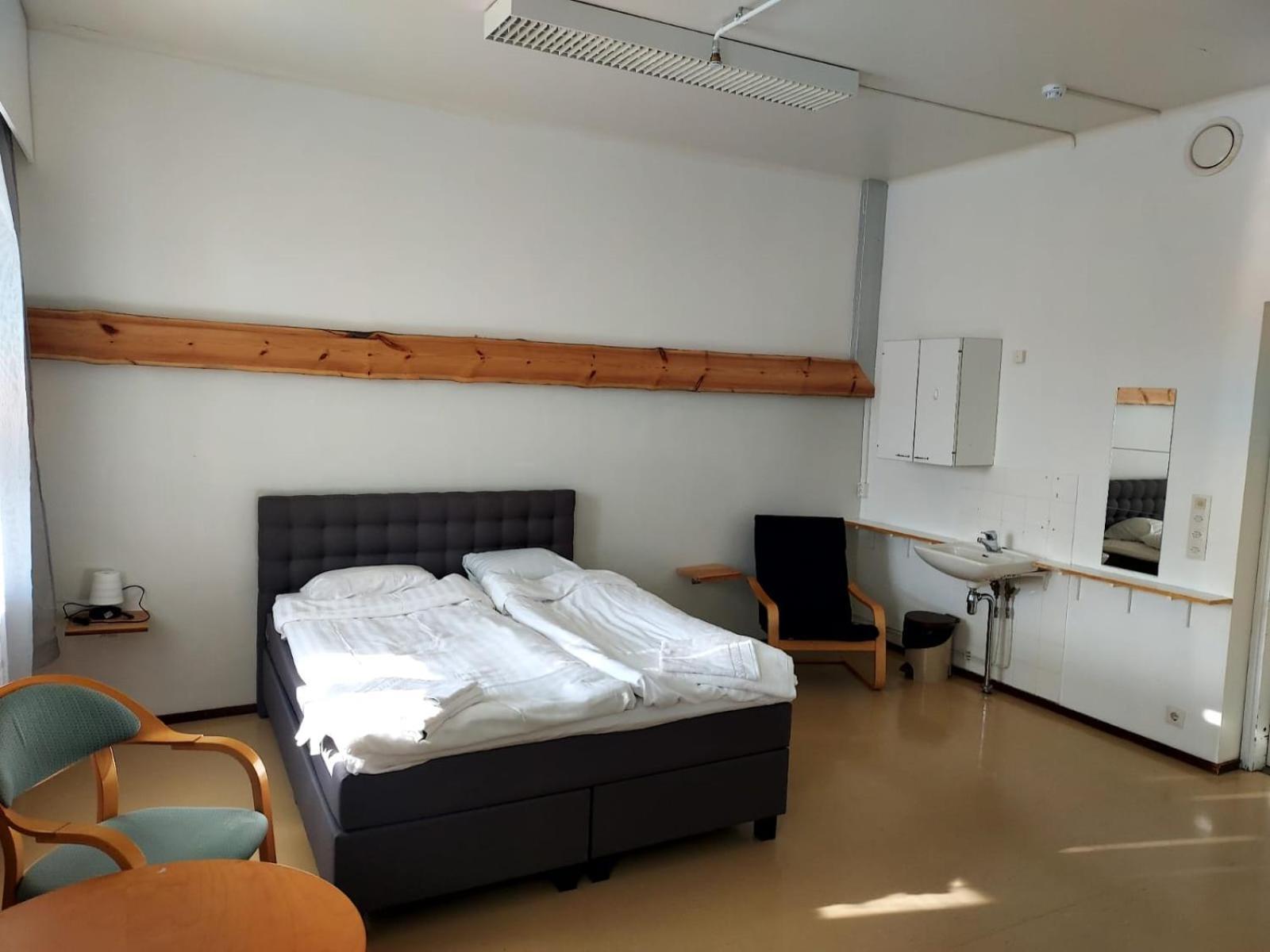 Auberge de jeunesse Majoitus Fox à Kuopio Extérieur photo